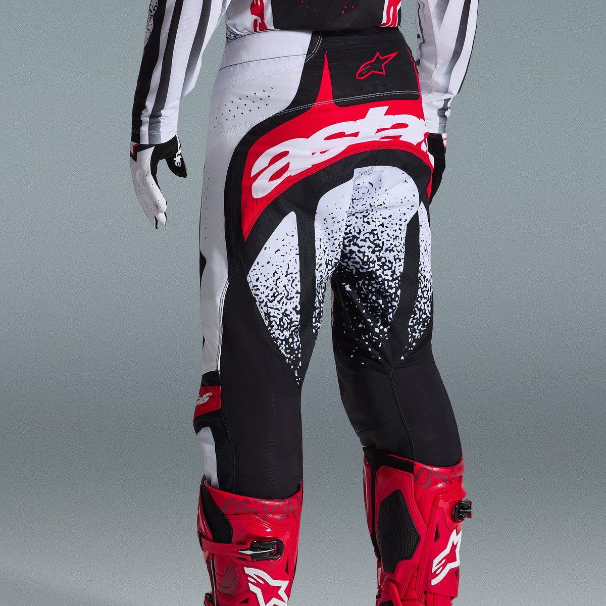 Completo Motocross Alpinestars Techstar Nomur Black White Red (Magl. L Pant. 34)