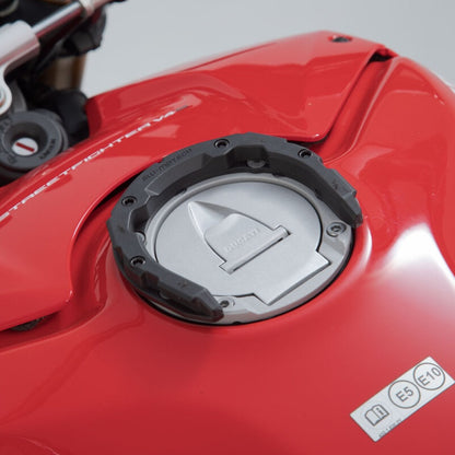 Anello Serbatoio SW-MOTECH Linea PRO Per Moto Italiane Con Tappo Serbatoio Senza Viti